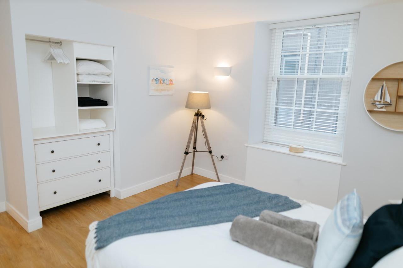 Luxury Modern 3 Bedroom Apartment In City Centre エディンバラ エクステリア 写真